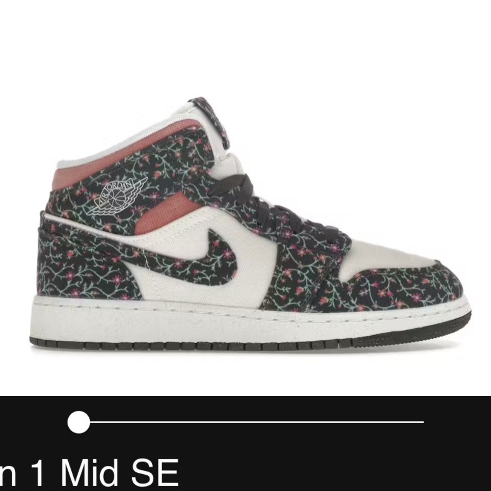 Nike Air Jordan 1 SE Red and Black High-Tops